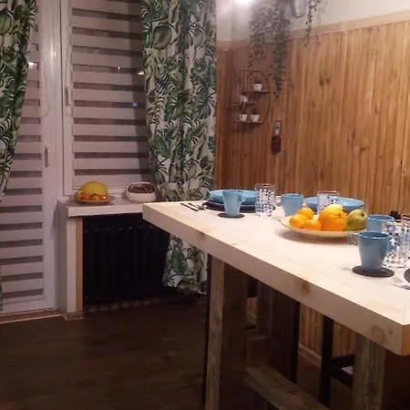 5 Krokow B&B 자코파네