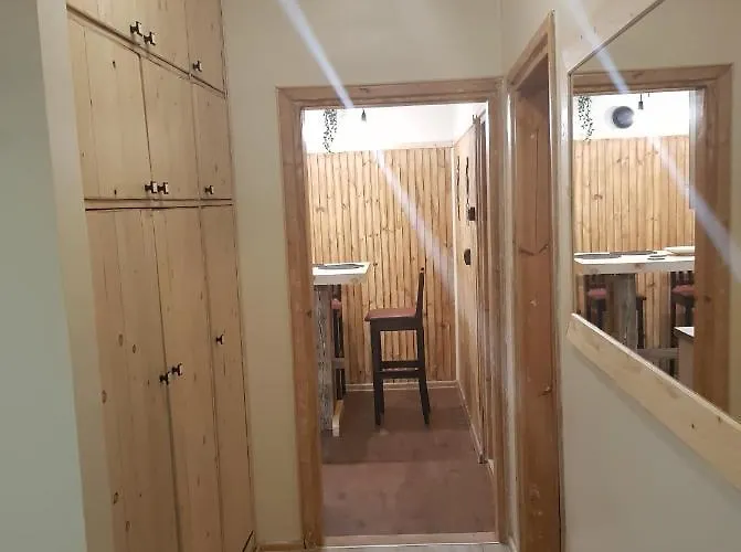 5 Krokow B&B 자코파네